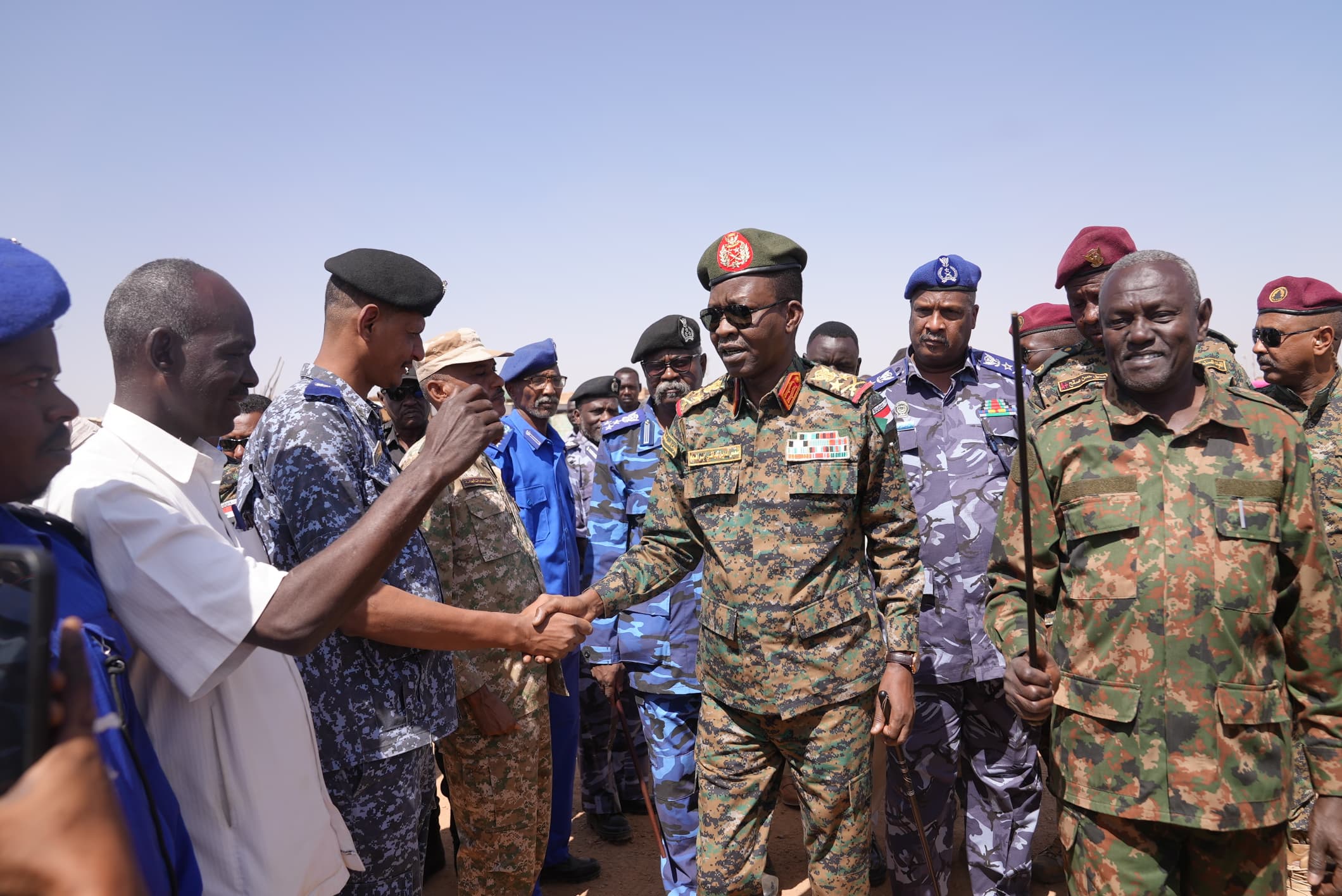 السودان – “أخبار الساعه”: *كباشي: القوات المسلحة عازمة على حسم التمرد*