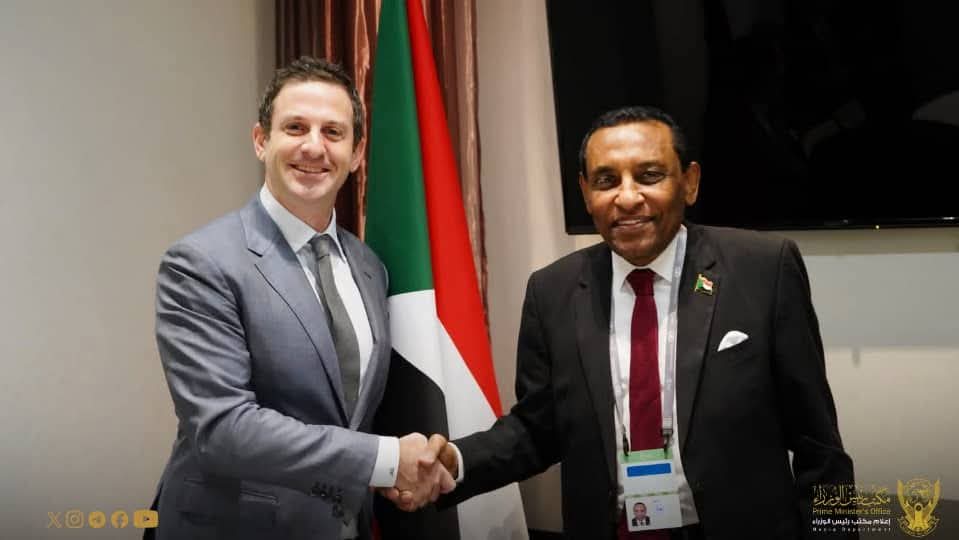 رئيس الوزراء يلتقي رئيس الشؤون العالمية لشركة غولدمان ساكس   