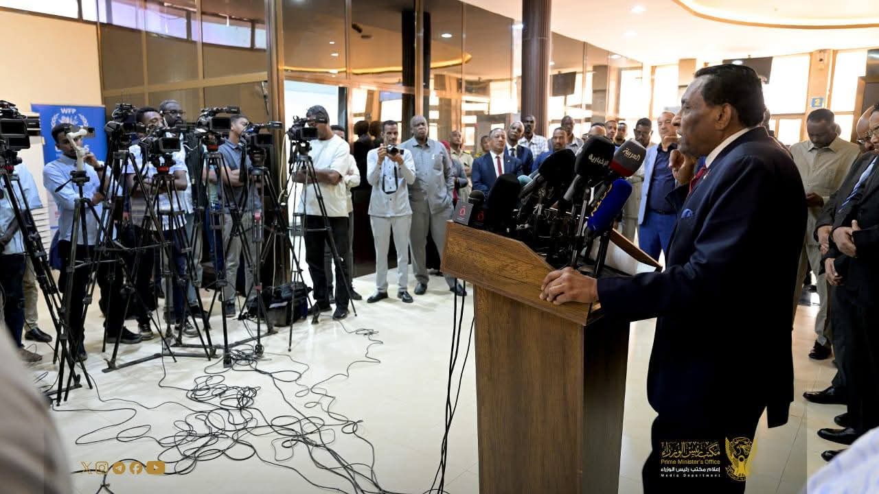 السودان – “أخبار الساعه”: رئيس الوزراء: مصر ستدعم عودة السودان لحاضنة الاتحاد الافريقي في المستقبل القريب