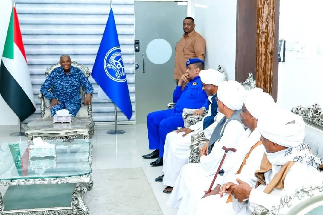 السودان – “أخبار الساعه”: *وزير الداخلية: الإدارات الأهلية ركيزة لتعزيز الأمن ورتق النسيج الاجتماعي*